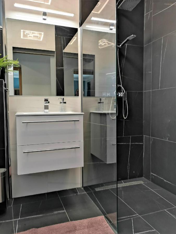 Otium Wellness Apartmanhaz Balatonakarattya Eksteriør billede