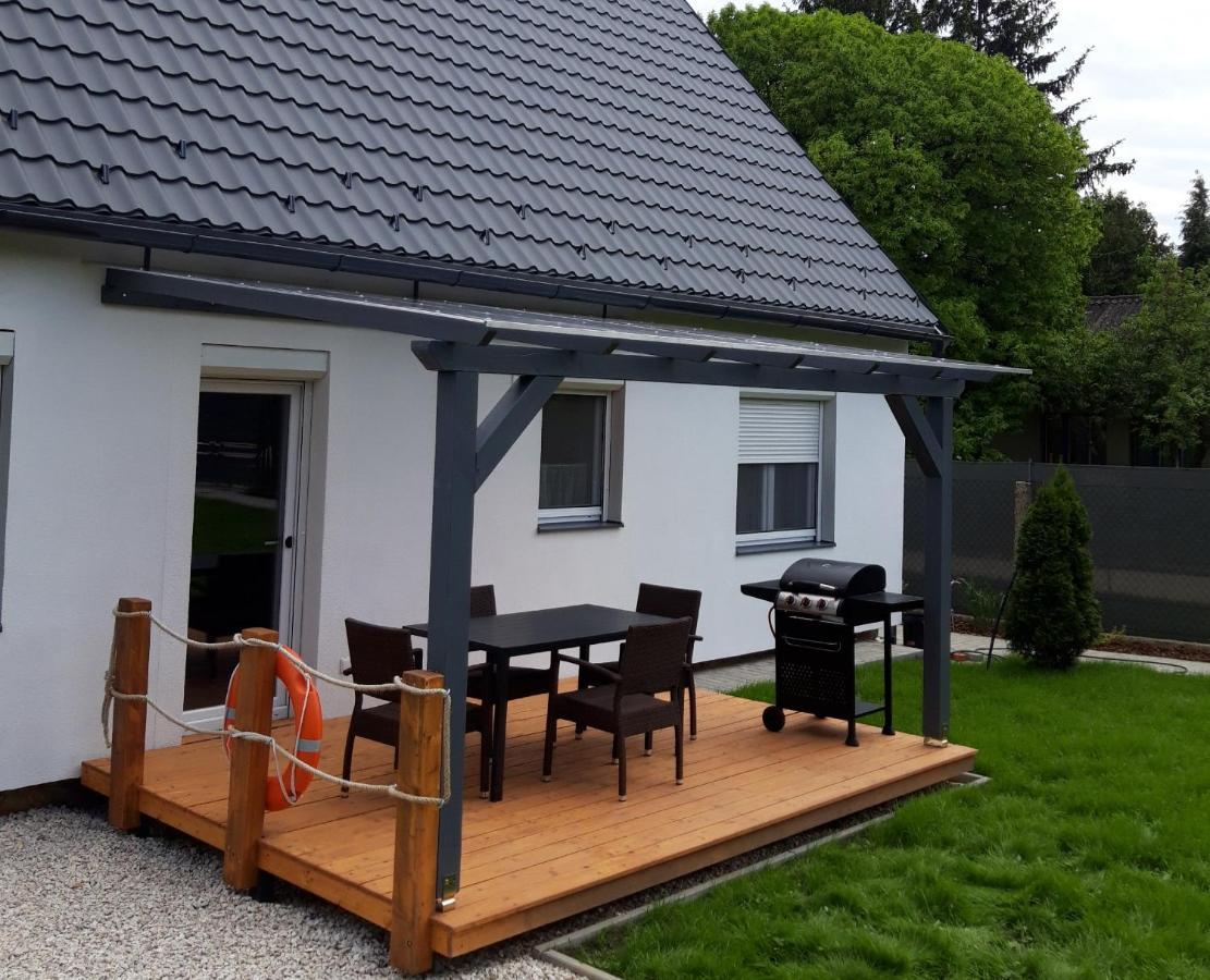 Otium Wellness Apartmanhaz Balatonakarattya Eksteriør billede