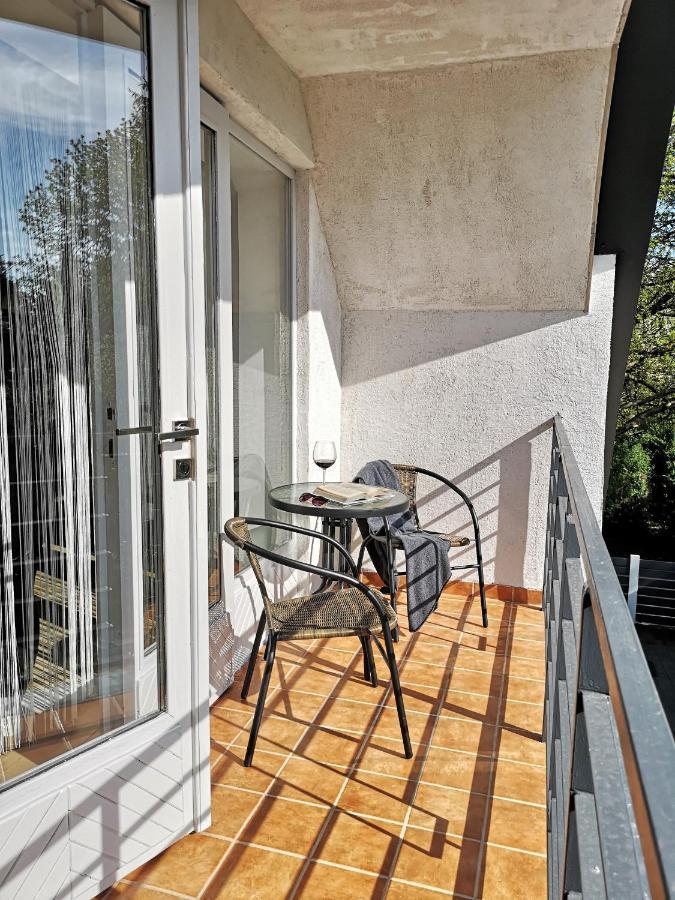 Otium Wellness Apartmanhaz Balatonakarattya Eksteriør billede