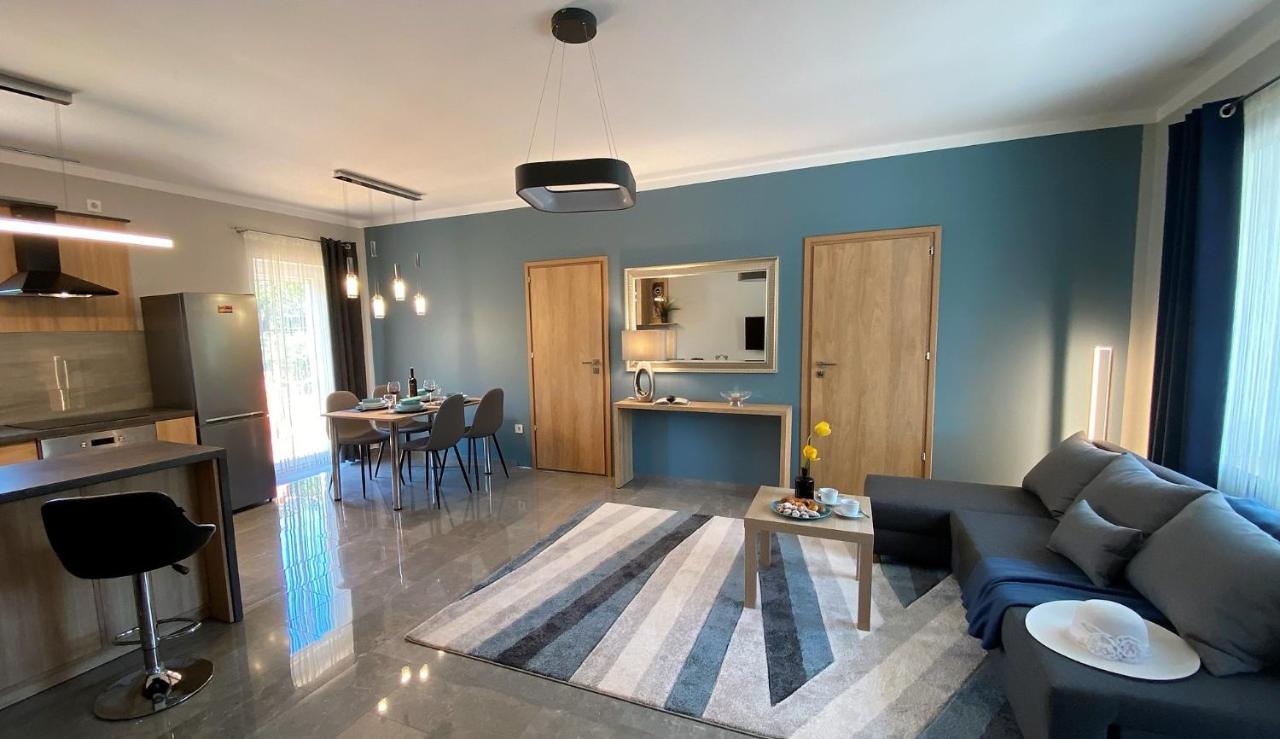 Otium Wellness Apartmanhaz Balatonakarattya Eksteriør billede
